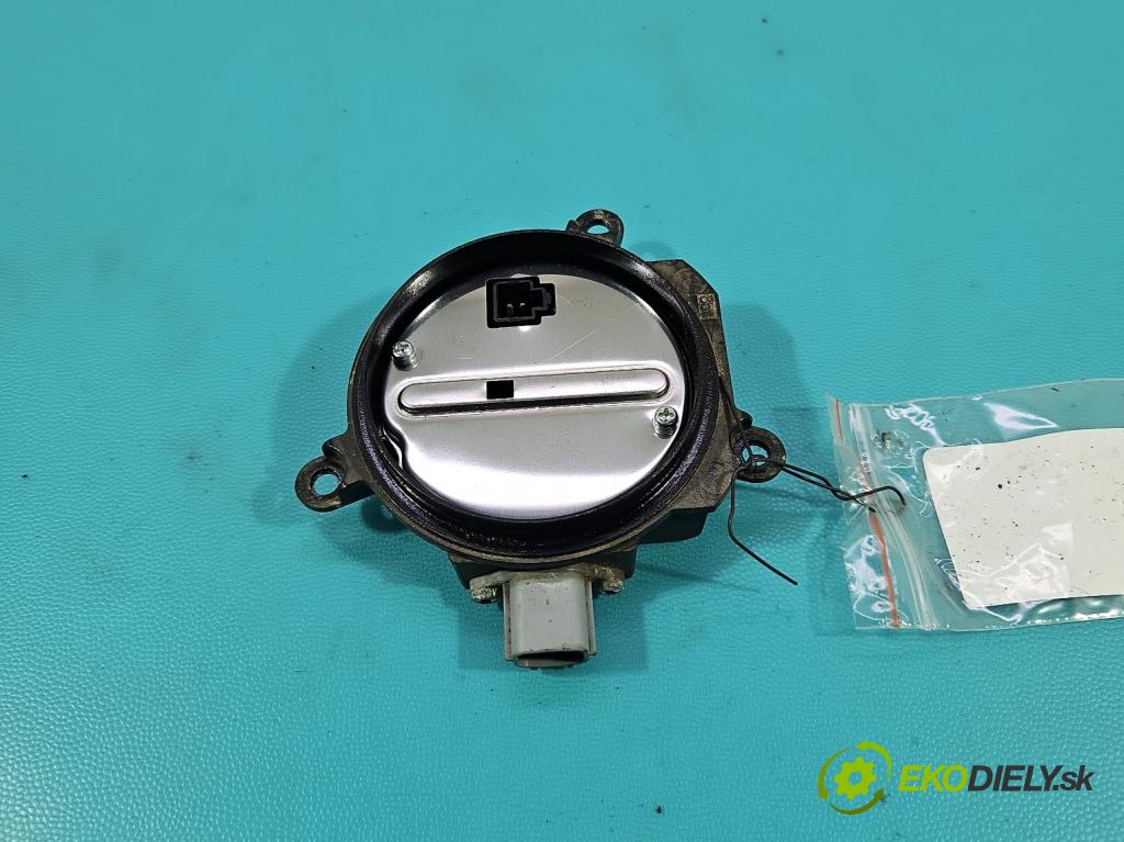 Infiniti QX50 2013-2015 3.7 V6 320KM automatic 235 kW 3696 cm3 5- střídač: xenon  (Riadiaca jednotka xenónu)