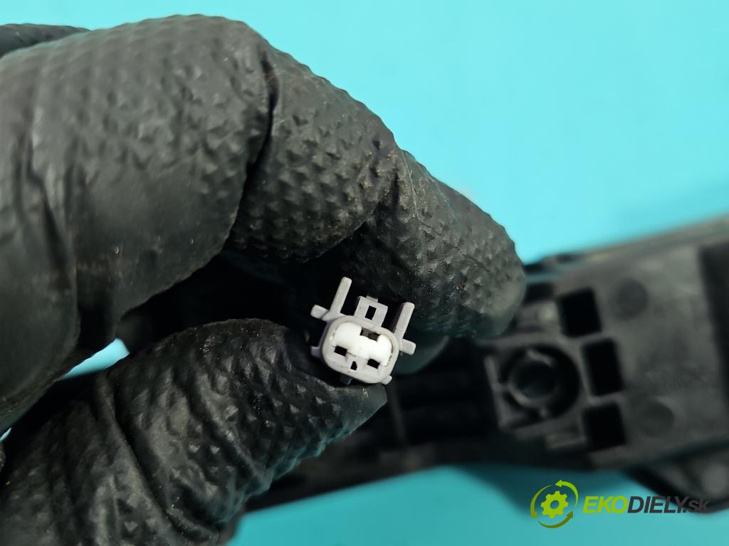 Infiniti QX50 2013-2015 3.7 V6 320KM automatic 235 kW 3696 cm3 5- rukoväť predné ľavé mimo:  (Kľučka dverí vonkajšia predná ľavá)