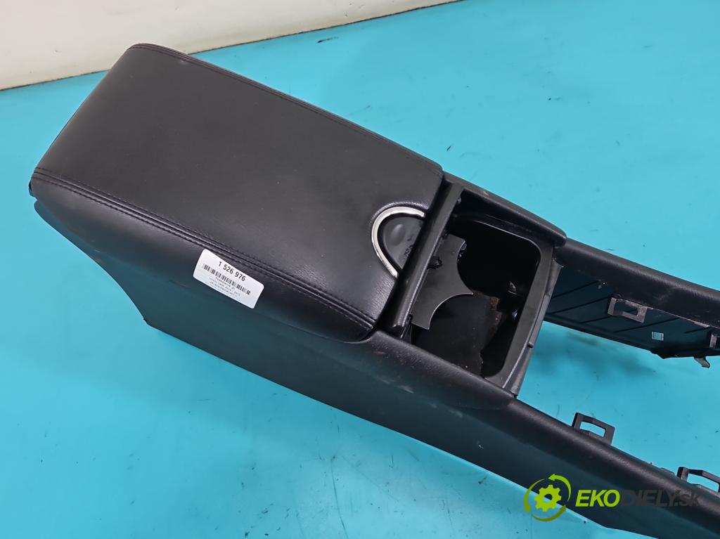 Infiniti QX50 2013-2015 3.7 V6 320KM automatic 235 kW 3696 cm3 5- operadlo  (Lakťová opierka)