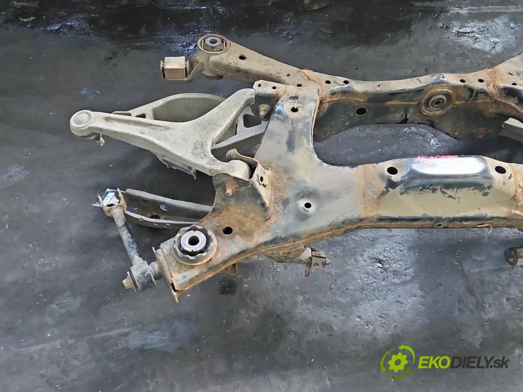 Infiniti QX50 2013-2015 3.7 V6 320KM automatic 235 kW 3696 cm3 5- zadní výztuha  (Zadní výztuha)