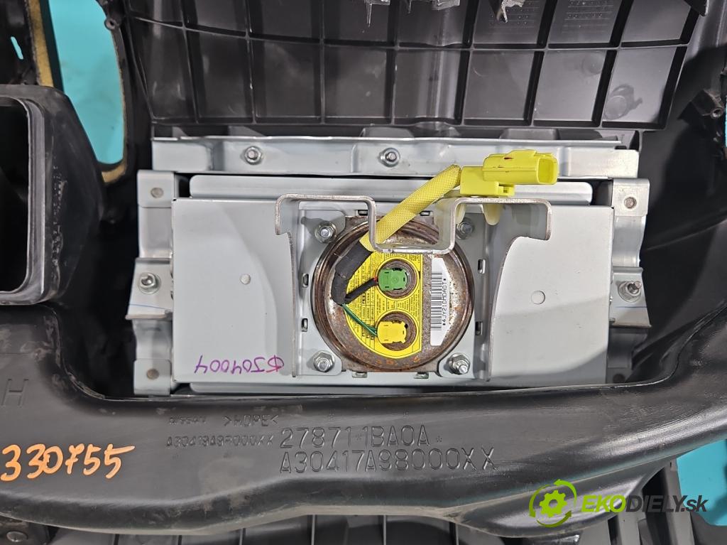 Infiniti QX50 2013-2015 3.7 V6 320KM automatic 235 kW 3696 cm3 5- kokpit,přistrojova deska