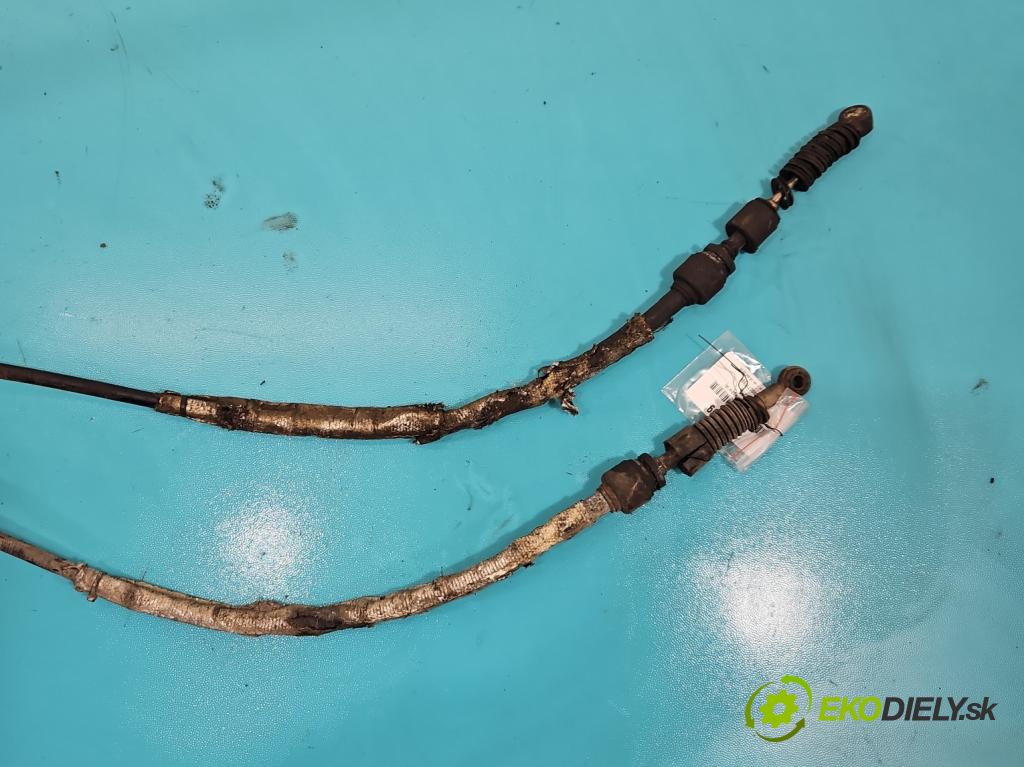 Fiat Seicento 0.9 39 HP manual 29 kW 899 cm3 3- Páka: Změny: stupeň,rýchlosť  (Rýchlostná páka (kulisa))