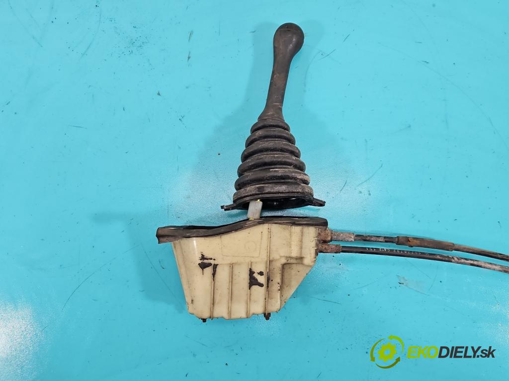 Fiat Seicento 0.9 39 HP manual 29 kW 899 cm3 3- Páka: Změny: stupeň,rýchlosť  (Rýchlostná páka (kulisa))