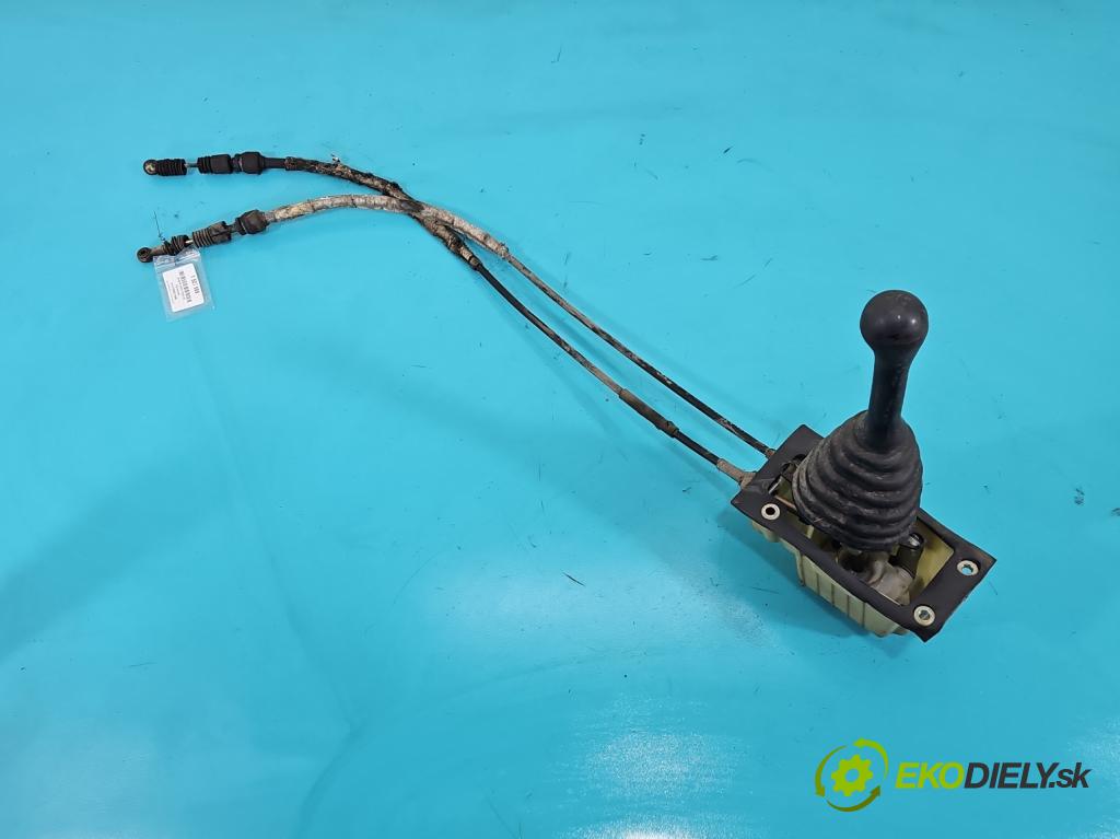 Fiat Seicento 0.9 39 HP manual 29 kW 899 cm3 3- Páka: Změny: stupeň,rýchlosť  (Rýchlostná páka (kulisa))