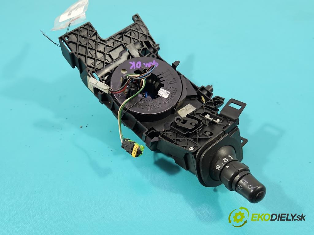 Renault Scenic II 2003-2009 2.0b 135 HP manual 99 kW 1998 cm3 5- prepínač komplex: 8200127727 (Prepínacie páčky pod volantom)