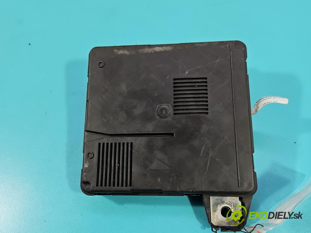 Renault Scenic II 2003-2009 2.0b 135 hp manual 99 kW 1998 cm3 5- řídící jednotka 8200306032A