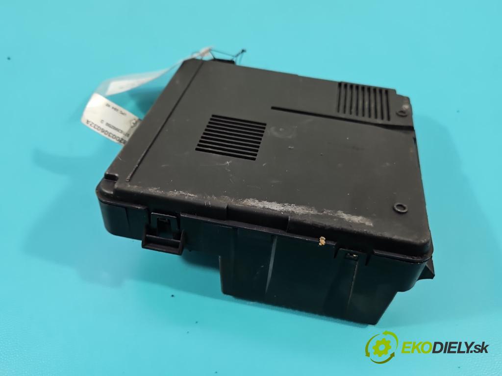 Renault Scenic II 2003-2009 2.0b 135 hp manual 99 kW 1998 cm3 5- řídící jednotka 8200306032A