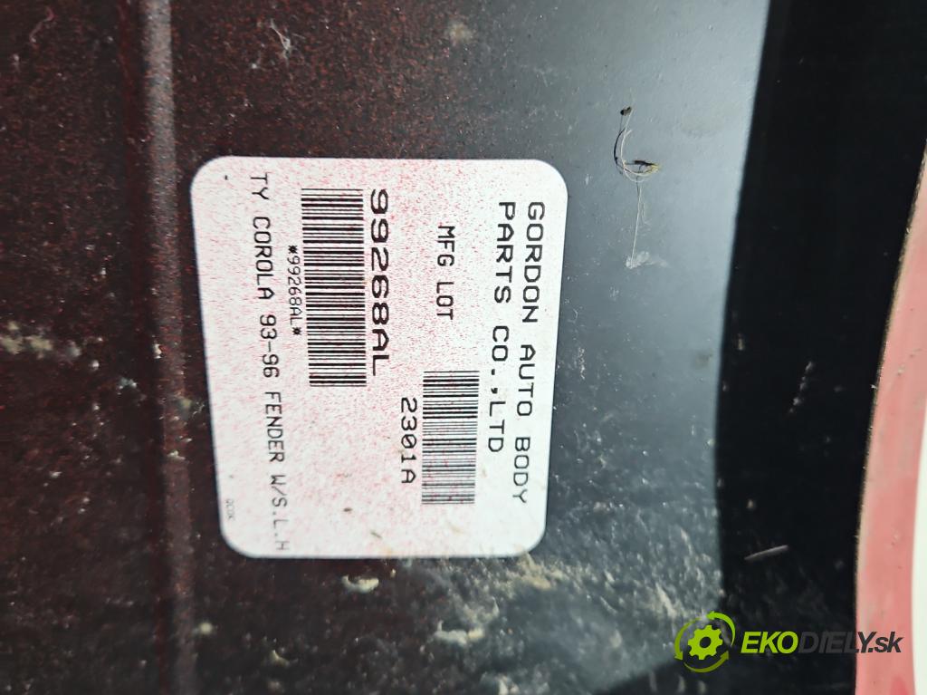 Toyota Corolla E10 1.4 16v 88 HP manual 65 kW 1332 cm3 3- blatník predné ľavý  (Blatník predný ľavý)