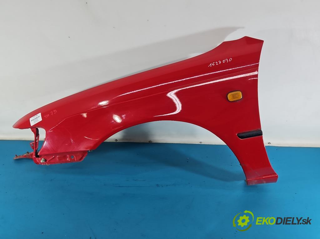 Toyota Corolla E10 1.4 16v 88 HP manual 65 kW 1332 cm3 3- blatník predné ľavý  (Blatník predný ľavý)