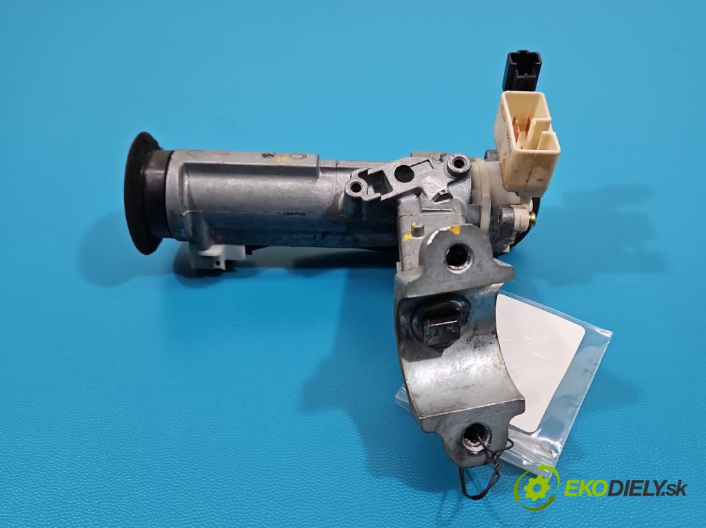 Toyota Corolla E10 1.4 16v 88 HP manual 65 kW 1332 cm3 3- Spínačka 45020-12 (Spínacia skrinka)