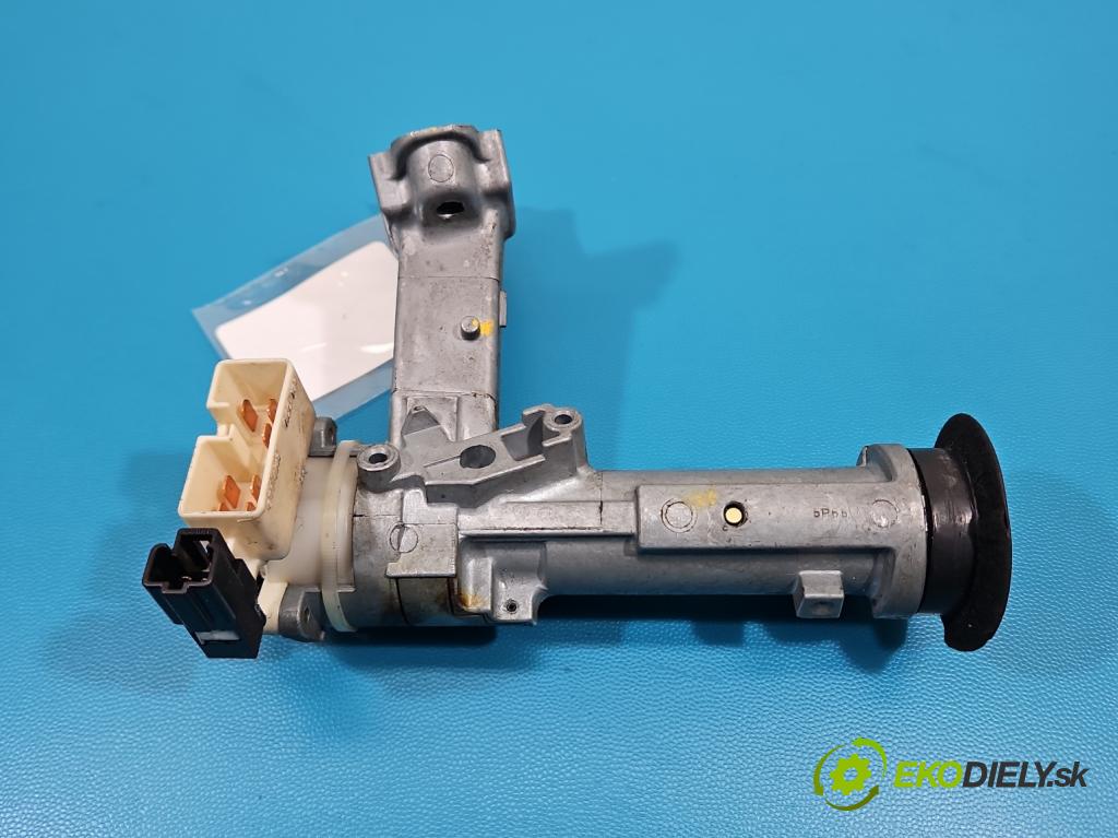 Toyota Corolla E10 1.4 16v 88 HP manual 65 kW 1332 cm3 3- Spínačka 45020-12 (Spínacia skrinka)