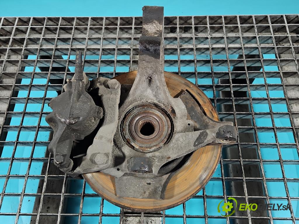 Renault Espace III 1997-2003 2.0 16v 140 HP manual 103 kW 1998 cm3 5- náboj pravé  (Náboj kolesa)