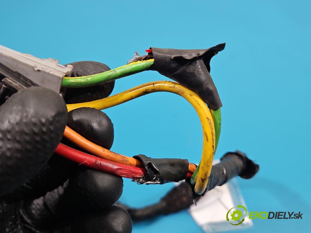 Renault Espace III 1997-2003 2.0 16v 140 HP manual 103 kW 1998 cm3 5- Spínačka  (Spínacia skrinka)