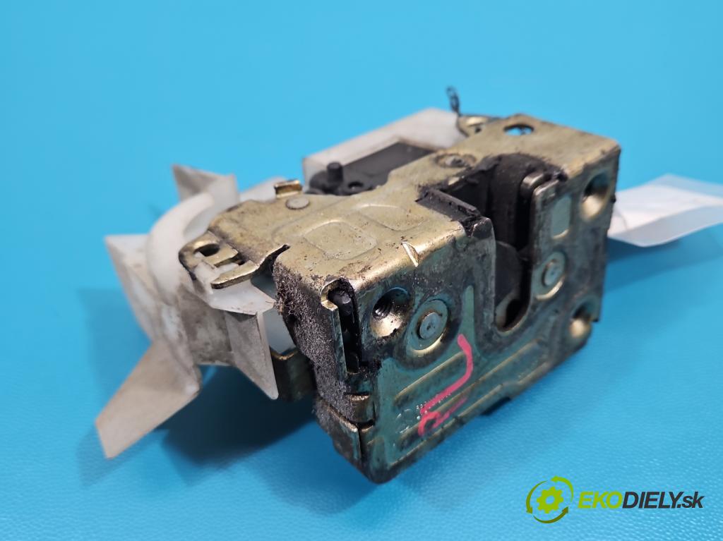 Renault Espace III 1997-2003 2.0 16v 140 HP manual 103 kW 1998 cm3 5- zámok predné ľavý 