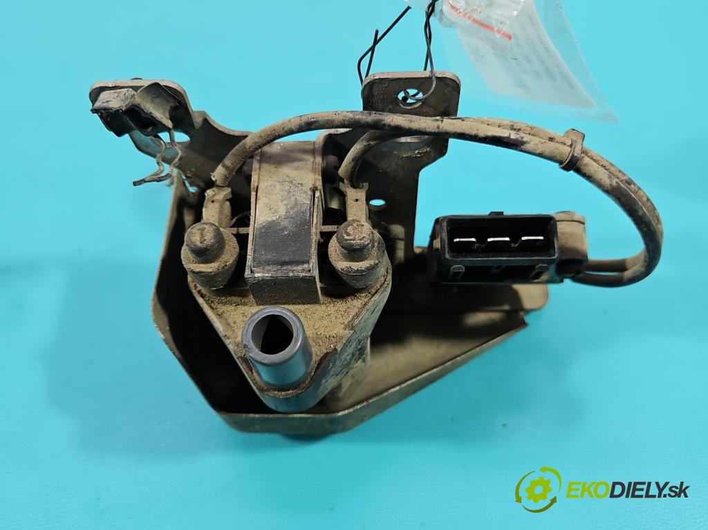 Audi A4 B5 1994-2001 1.6 8V 101 HP manual 74 kW 1595 cm3 4- cievka zapaľovacia  (Zapaľovacia cievka)