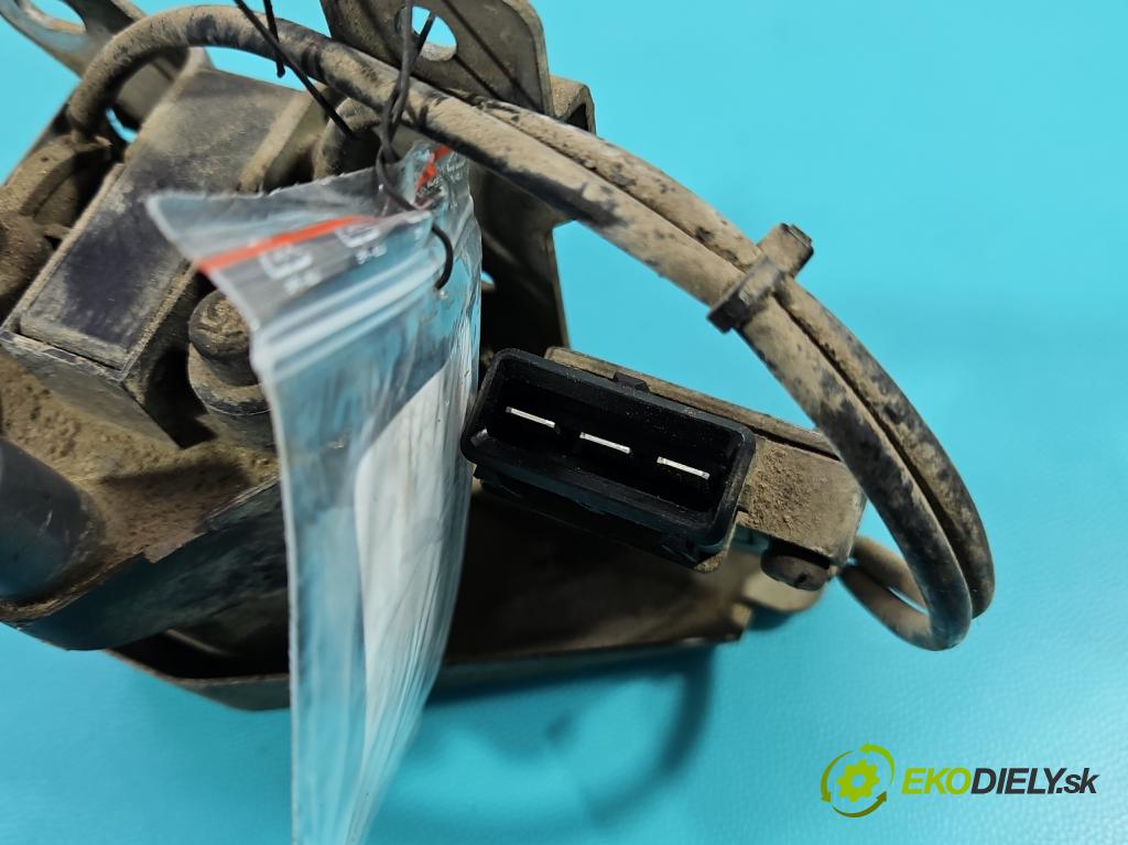 Audi A4 B5 1994-2001 1.6 8V 101 HP manual 74 kW 1595 cm3 4- cievka zapaľovacia  (Zapaľovacia cievka)