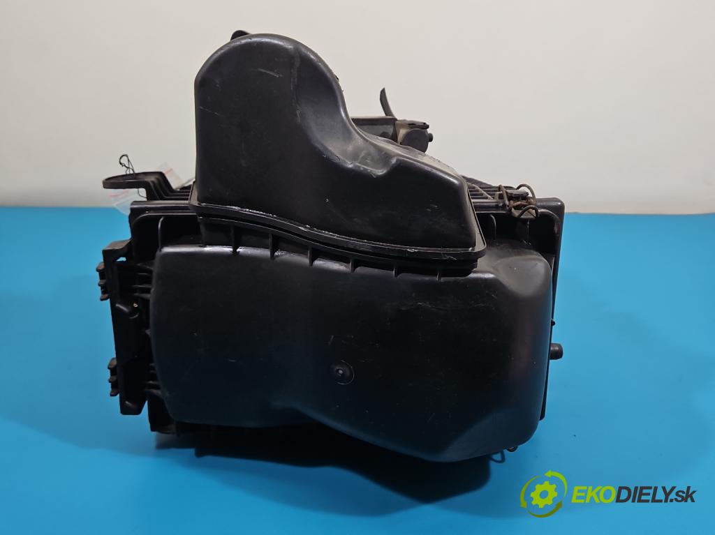 Alfa romeo Gt 1.9 jtd 937A5000 150 HP manual 110 kW 1910 cm3 3- obal filtra vzduchu 46794400 (Obal vzduchového filtra)