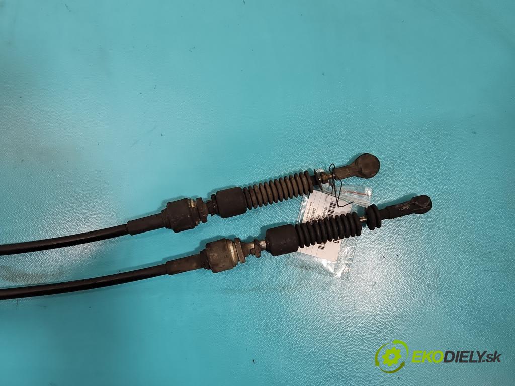 Alfa romeo Gt 1.9 jtd 937A5000 150 HP manual 110 kW 1910 cm3 3- Páka: Změny: stupeň,rýchlosť 55347550 (Rýchlostná páka (kulisa))