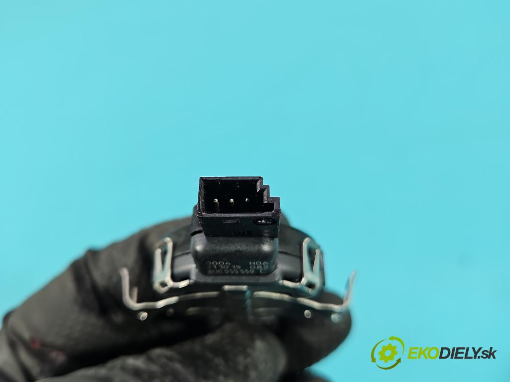 Skoda Octavia III 2013- 1.6 TDI 110 HP manual 81 kW 1598 cm3 5- snímač déšť: 8U0955559C (Snímač dažďa)