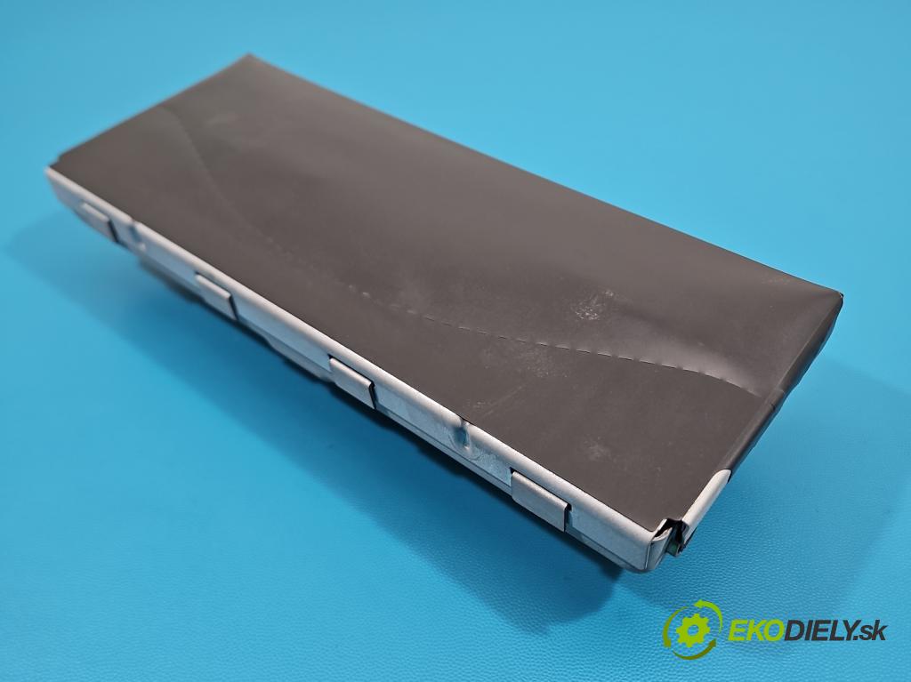 Skoda Octavia III 2013- 1.6 TDI 110 hp manual 81 kW 1598 cm3 5- Polštář: vzduch: 5G1880841C