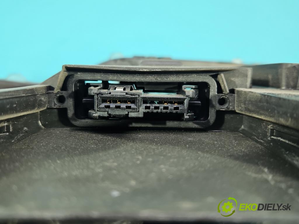 Peugeot 5008 I 2009-2017 2.0 HDI 150 hp manual 110 kW 1997 cm3 5- světlo pravý 9685473480 (Pravé přední světlo)