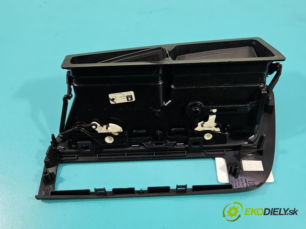 Peugeot 5008 I 2009-2017 2.0 HDI 150 hp manual 110 kW 1997 cm3 5- Mřížka: topení medián: 9686528077 (Mřížka topení)