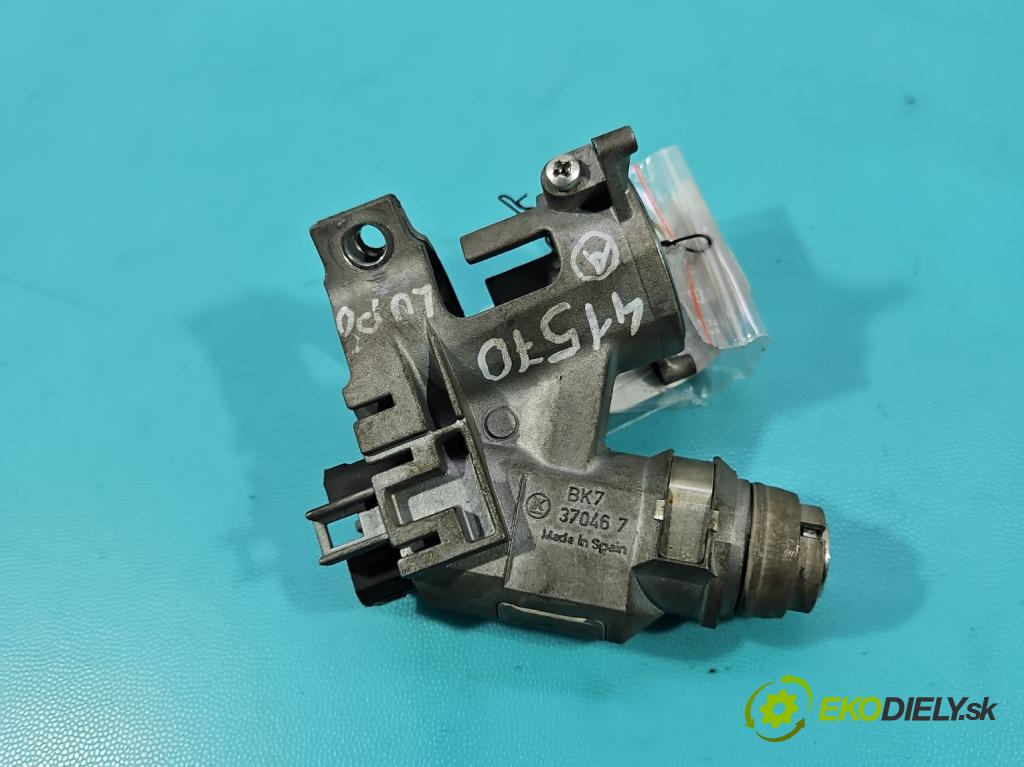 Vw Lupo 1.4 16V 75 HP manual 55 kW 1400 cm3 3- Spínačka 357905851F (Spínacia skrinka)