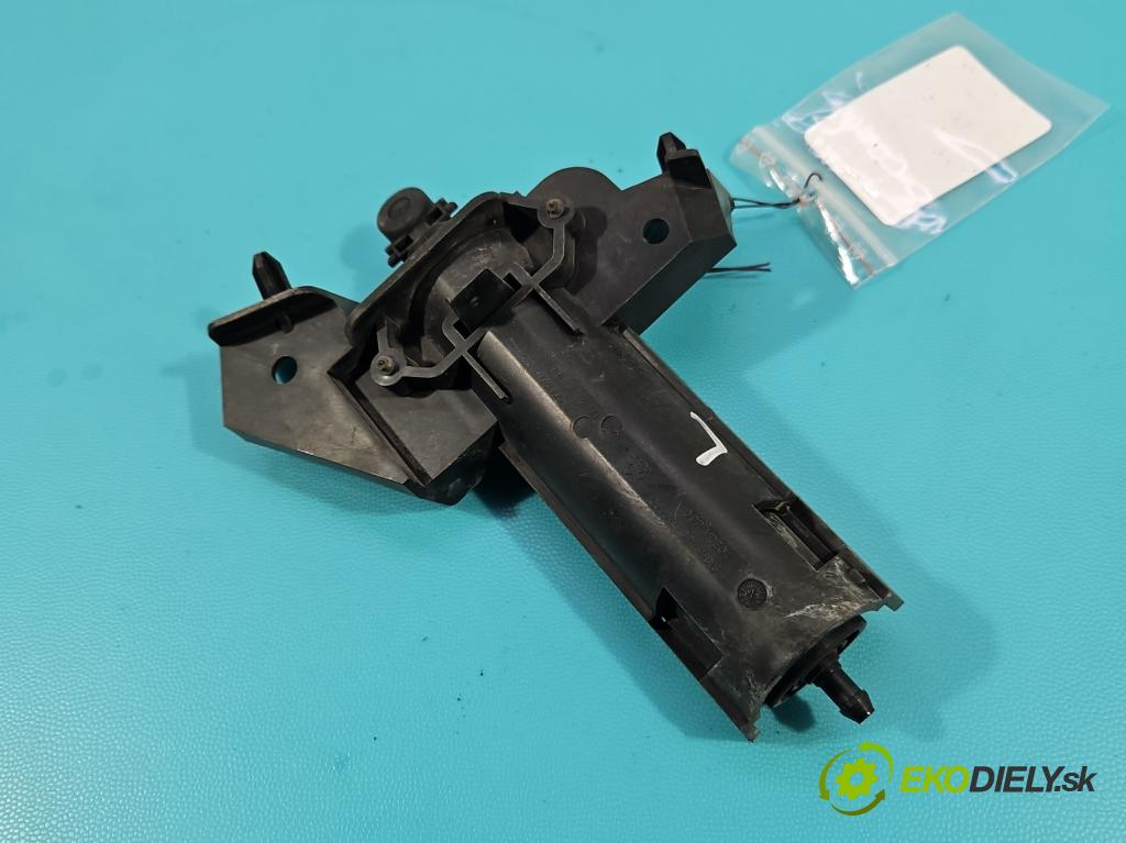 Peugeot 5008 I 2009-2017 2.0 HDI 150 HP manual 110 kW 1997 cm3 5- ostrekovač reflektor: ľavý 9685172680 (Motorček ostrekovačov)