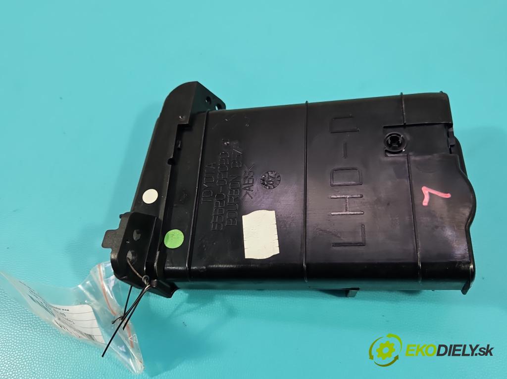 Toyota Auris I 2006-2013 1.4 VVT-I: 97KM manual 71 kW 1398 cm3 5- Rukojeť: na nápoje: 55620-02090 (Držiak (úchyt) na nápoje)