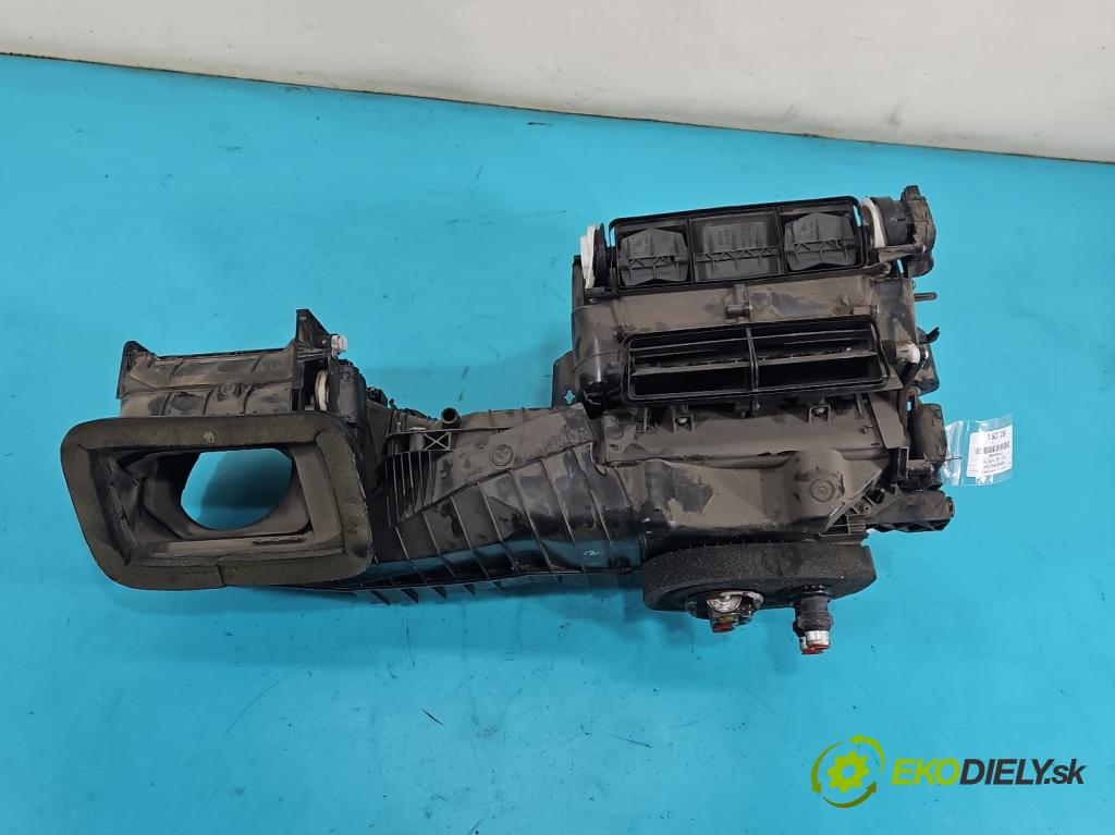 Vw Tiguan I 2007-2016 2.0 TDI 140 hp automatic 103 kW 1968 cm3 5- radiátor 5N1820003K (Radiátor topení)