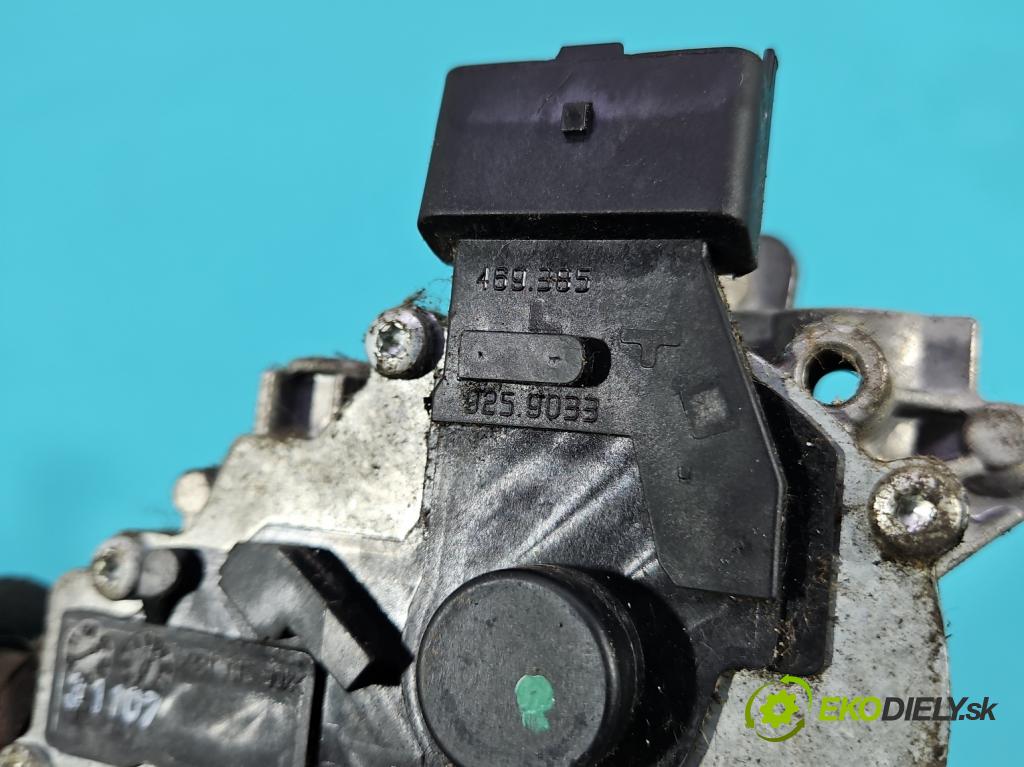 Renault Laguna III 2007-2015 2.0 16V 140 HP manual 103 kW 1997 cm3 5- motor stieračov predné