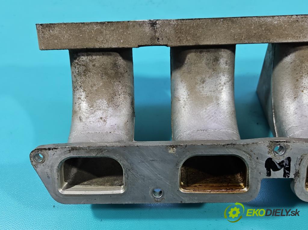 Renault Laguna III 2007-2015 2.0 16V 140 HP manual 103 kW 1997 cm3 5- zvod nasávací  (Sacie potrubie)