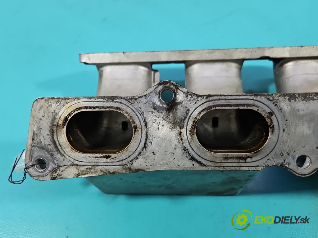 Renault Laguna III 2007-2015 2.0 16V 140 HP manual 103 kW 1997 cm3 5- zvod nasávací  (Sacie potrubie)