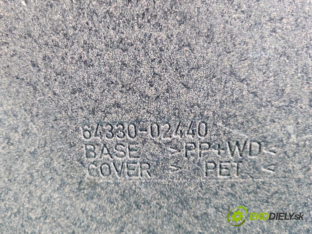 Toyota Auris I 2006-2013 1.4 VVT-I 97KM manual 71 kW 1398 cm3 5- pláto zadní 64330-02440 (Kryt zavazadlového prostoru)