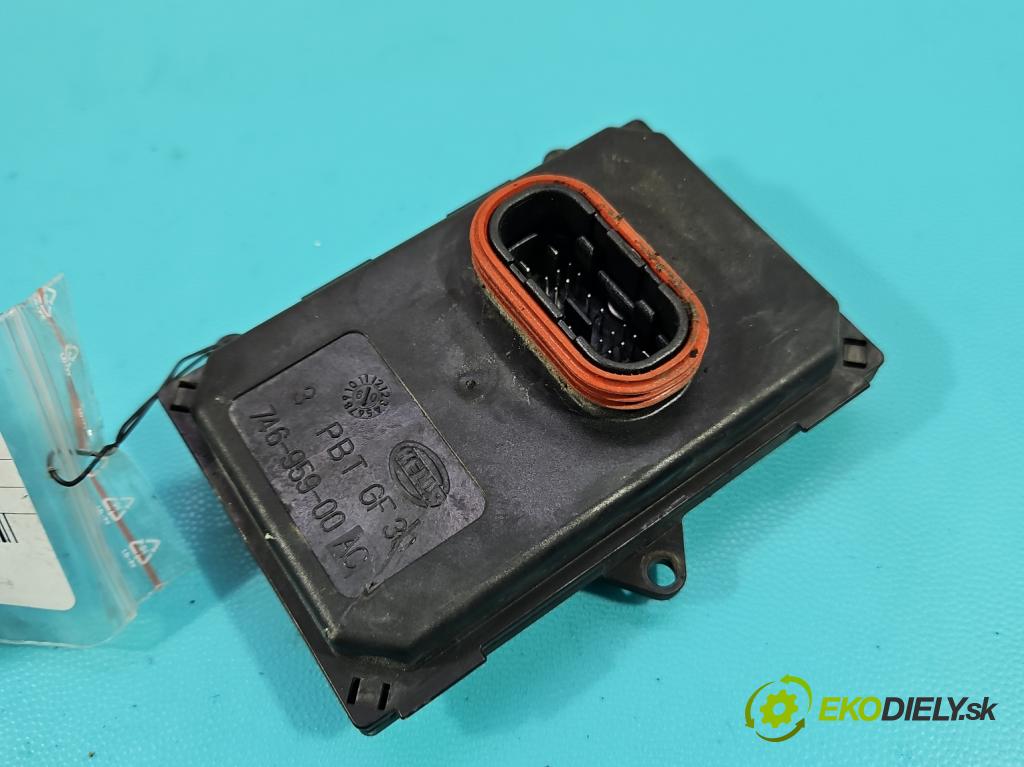 Skoda Octavia II 2004-2013 2.0 TDI 170 HP manual 125 kW 1968 cm3 5- střídač: xenon 7L6941329B (Riadiaca jednotka xenónu)