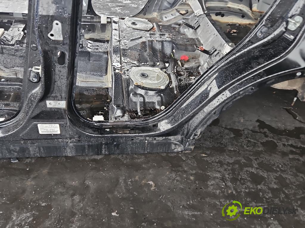 Infiniti QX50 2013-2015 3.7 V6 320KM automatic 235 kW 3696 cm3 5- práh levý  (Karoserie ostatní)