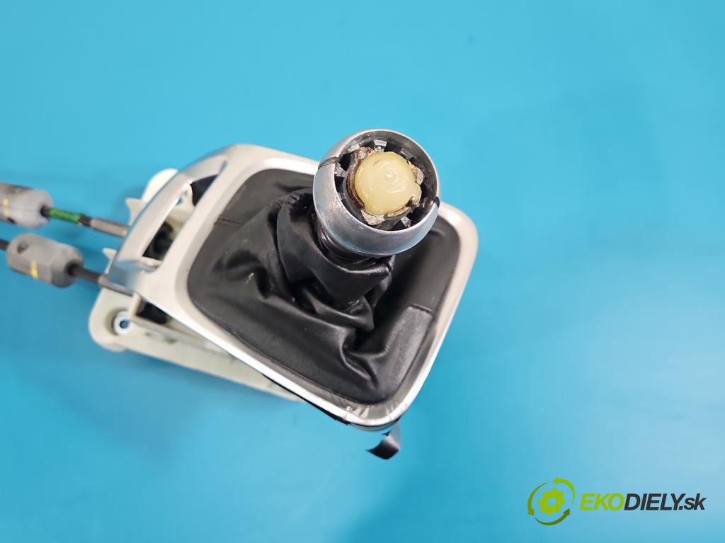 Peugeot 5008 I 2009-2017 2.0 HDI 150 HP manual 110 kW 1997 cm3 5- Páka: Změny: stupeň,rýchlosť 9672372580 (Rýchlostná páka (kulisa))