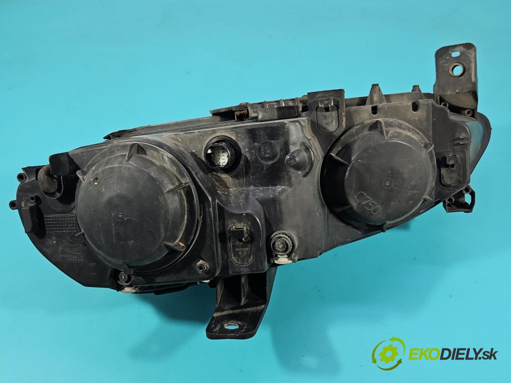 Fiat Croma II 2005-2010 1.9 jtd 150 HP manual 110 kW 1910 cm3 5- Reflektor: pravý  (Svetlo predné pravé)
