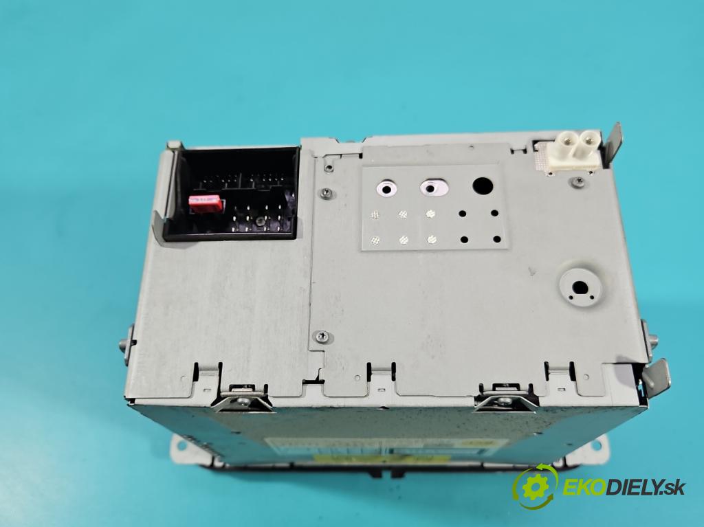Skoda Superb II 2008-2015 2.0 TDI 170 HP automatic 125 kW 1968 cm3 5- Radio originál 3T0035156B
