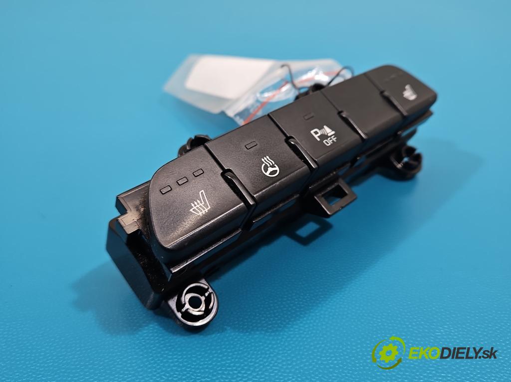 Kia Rio IV 2016-2023 1.2 16V 84KM manual 61.8 kW 1197 cm3 5- prepínač ostatné 93300-H8110