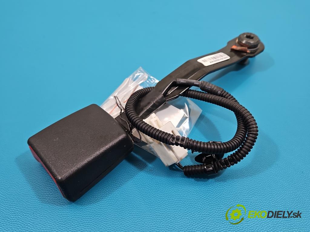 Kia Rio IV 2016-2023 1.2 16V 84KM manual 61.8 kW 1197 cm3 5- pas bezpečnosť: predné ľavý 88830H8000WK