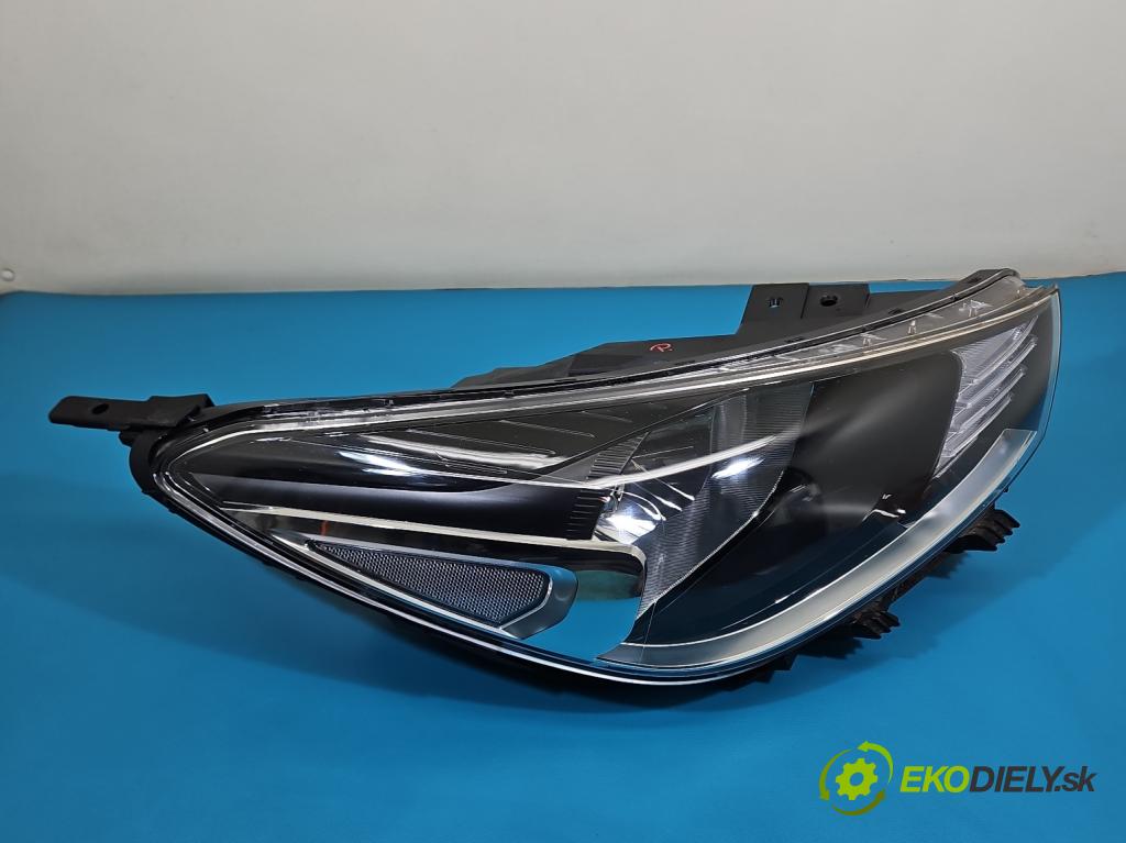 Kia Rio IV 2016-2023 1.2 16V 84KM manual 61.8 kW 1197 cm3 5- Reflektor: pravý 92102-H8 (Svetlo predné pravé)