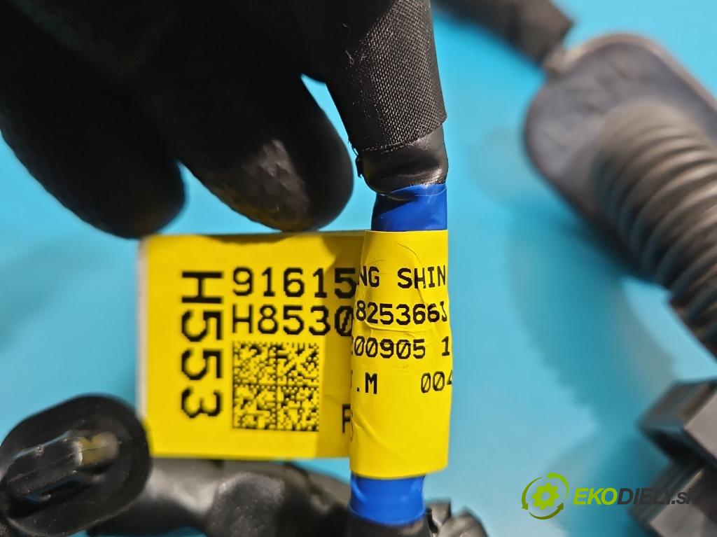 Kia Rio IV 2016-2023 1.2 16V 84KM manual 61.8 kW 1197 cm3 5- Zväzok: dvere predné pravých 91615-H8530