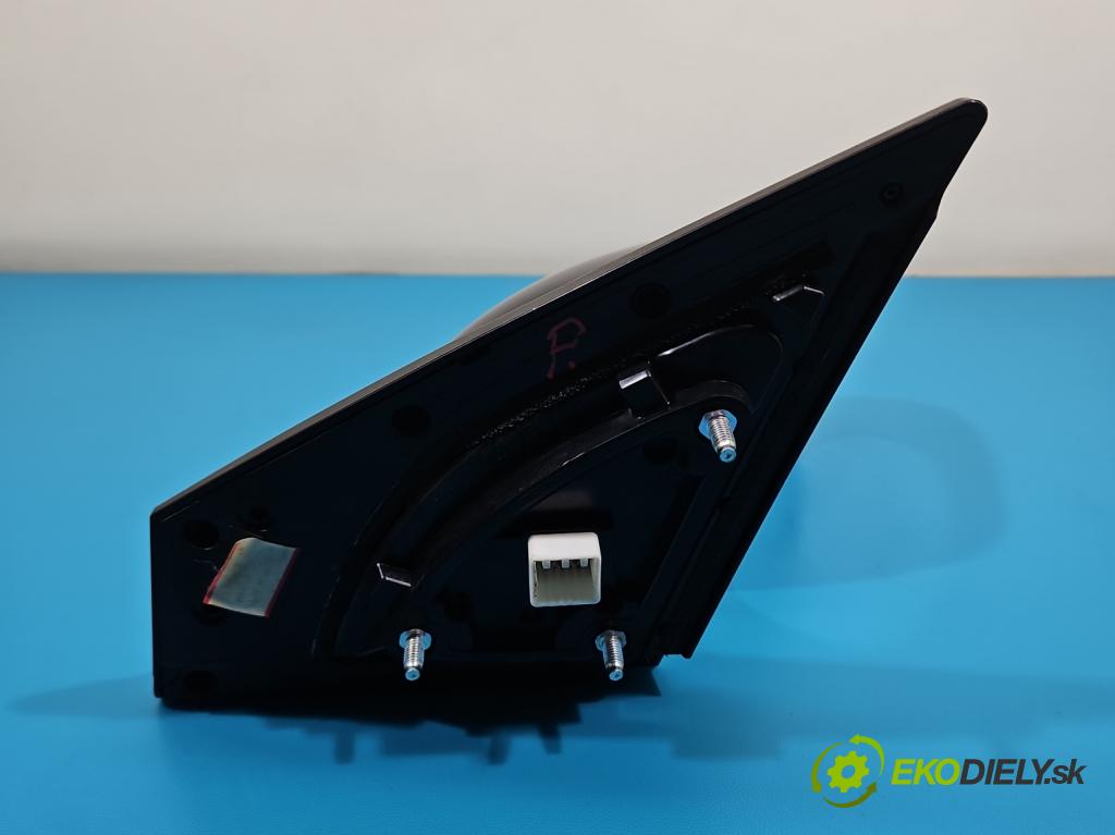 Kia Rio IV 2016-2023 1.2 16V 84KM manual 61.8 kW 1197 cm3 5- zrkadlo pravé  (Kľučka dverí ostatné)