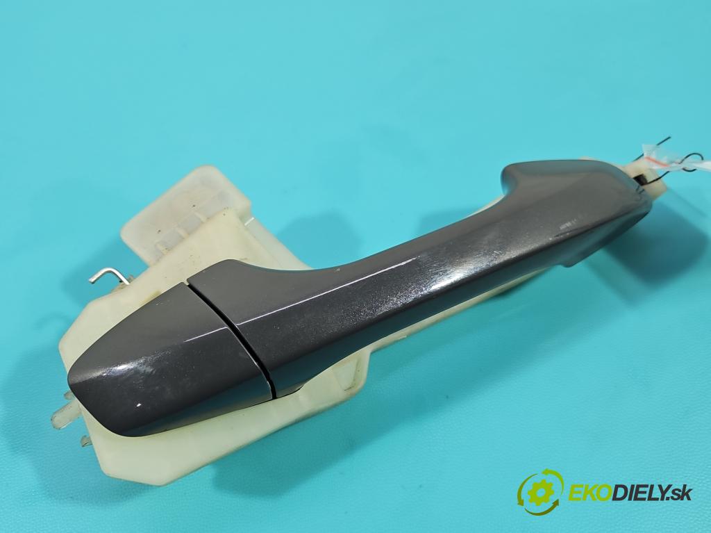 Kia Rio IV 2016-2023 1.2 16V 84KM manual 61.8 kW 1197 cm3 5- klika zadní pravé  (Klika dveří ostatní)