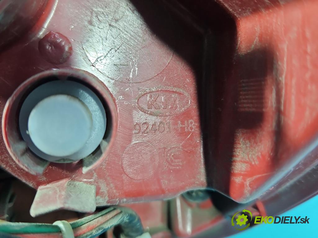 Kia Rio IV 2016-2023 1.2 16V 84KM manual 61.8 kW 1197 cm3 5- světlo zadní levé 92401-H8 (Klika dveří ostatní)
