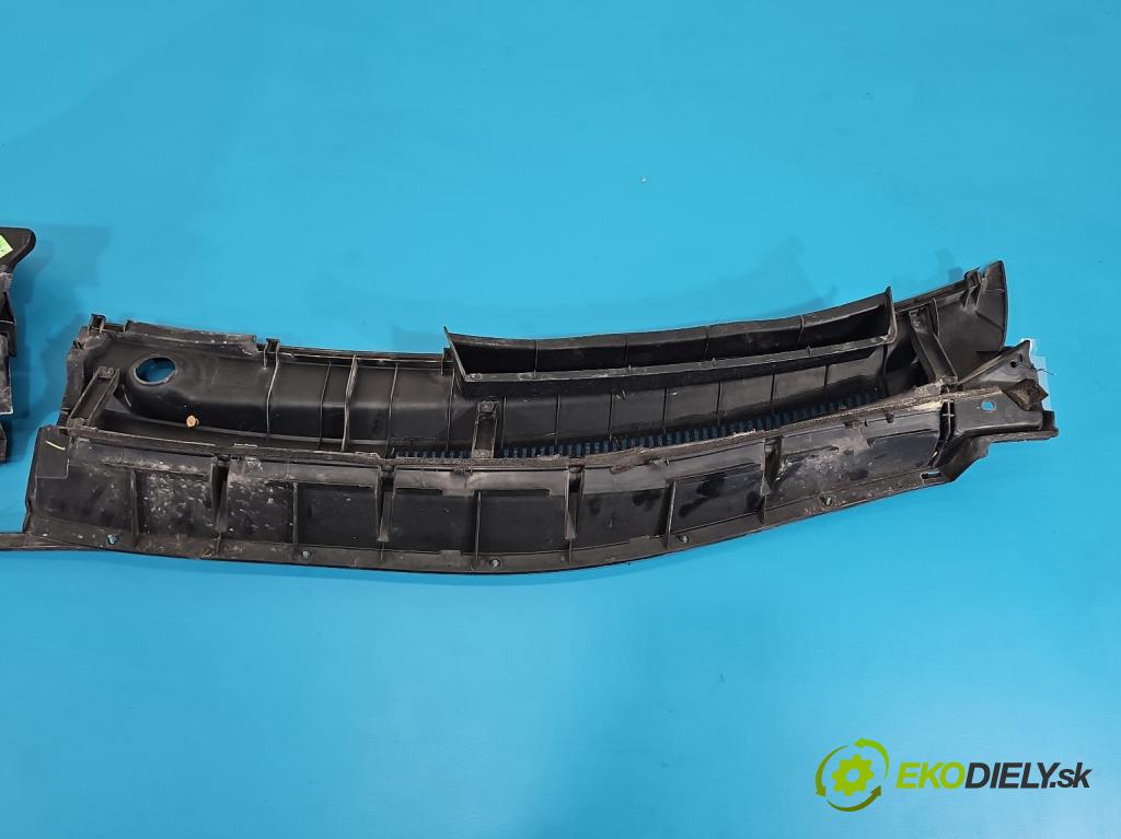 Toyota Auris I 2006-2013 1.4 VVT-I: 97KM manual 71 kW 1398 cm3 5- torpédo 55751-02110 (Torpédo (plast pod čelným sklom))