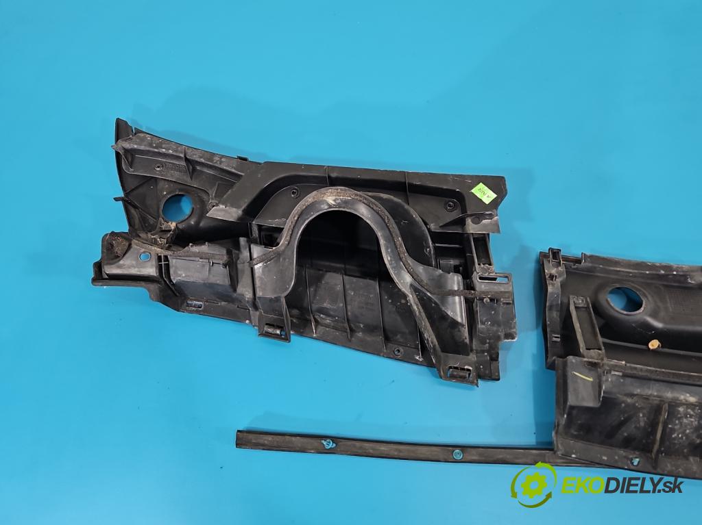 Toyota Auris I 2006-2013 1.4 VVT-I: 97KM manual 71 kW 1398 cm3 5- torpédo 55751-02110 (Torpédo (plast pod čelným sklom))