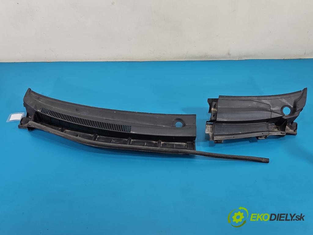 Toyota Auris I 2006-2013 1.4 VVT-I: 97KM manual 71 kW 1398 cm3 5- torpédo 55751-02110 (Torpédo (plast pod čelným sklom))