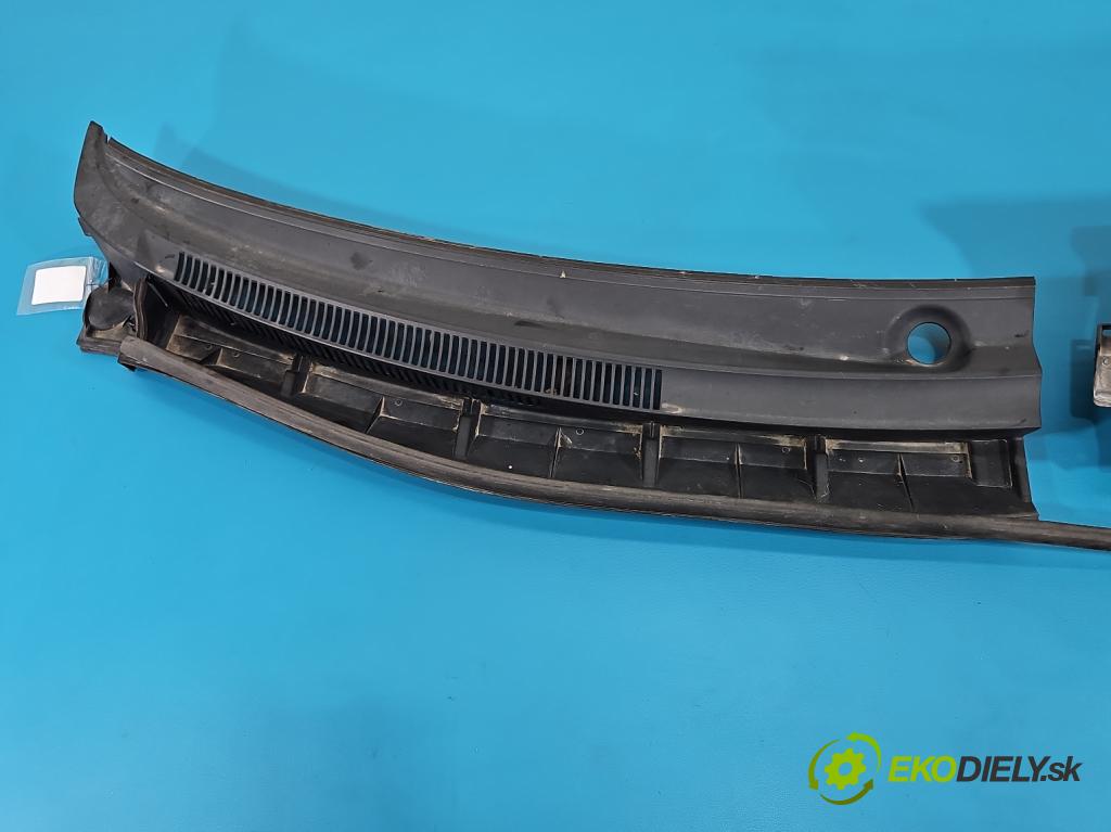 Toyota Auris I 2006-2013 1.4 VVT-I: 97KM manual 71 kW 1398 cm3 5- torpédo 55751-02110 (Torpédo (plast pod čelným sklom))